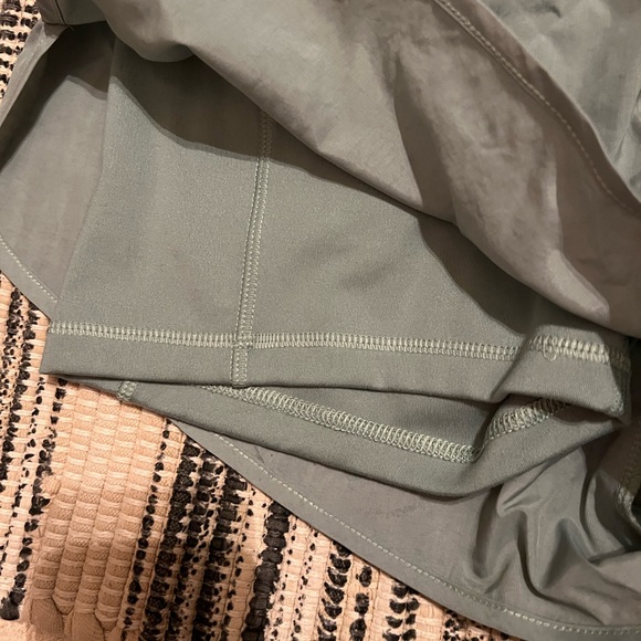 Brand New without Tags - Picture 3 of 4